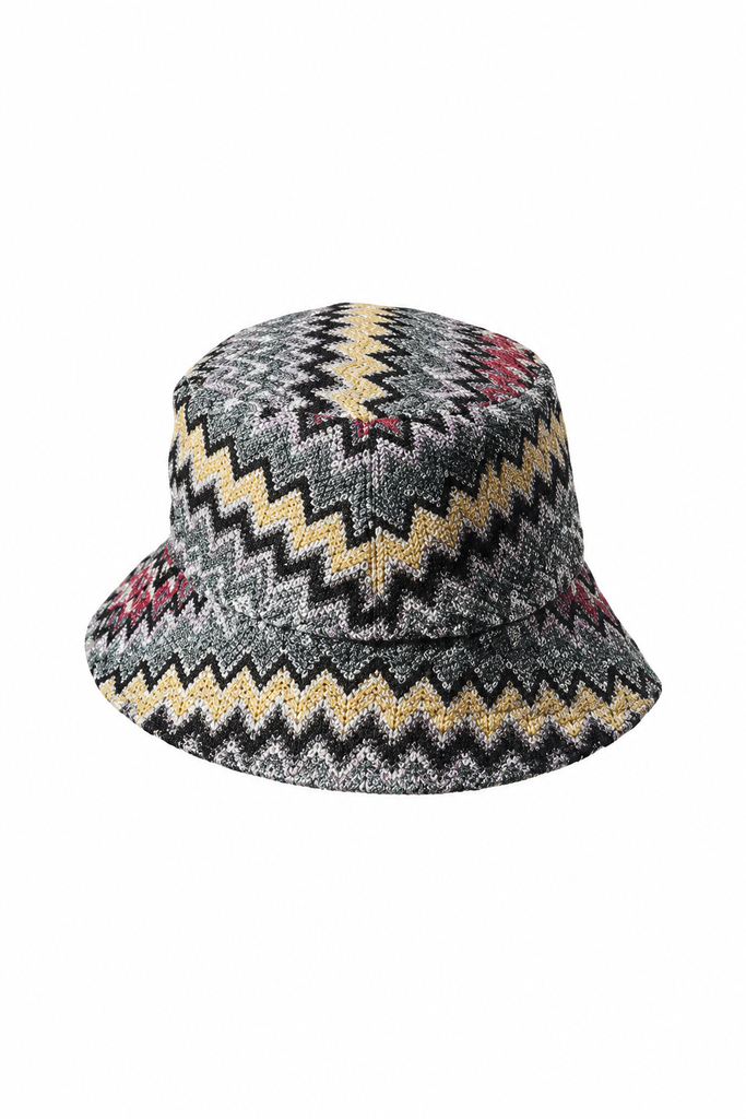 Cappello senza testa né supporto