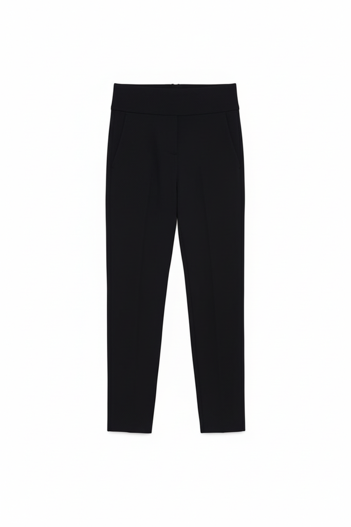 Pantalone sfondo bianco